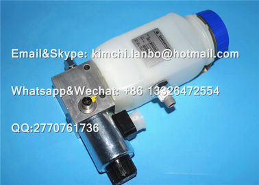 China. Roland700 bomba de medición de aceite de 2 agujeros roland piezas de máquinas piezas de máquinas de impresión proveedor