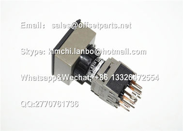 5BB-6101-120 AG225-FL5W11E3 interruptor de botón de presión komori piezas originales para la máquina de impresión komori proveedor