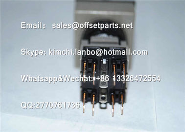 AG225-PL3W22E3 5BB-6101-320 Komori interruptor de selección de tres etapas pieza original para máquina de impresión offset proveedor