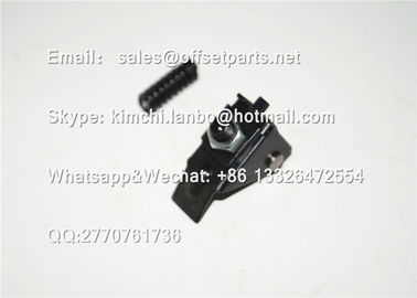 pieza de la máquina de impresión offset GRIPPER HOLDER&amp;SPRING de metal de anchura de cola de 12 mm negro 2 piezas proveedor
