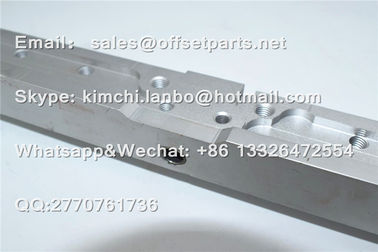 Barras de Roland Gripper 1060x47mm de acero de media talla de prensa offset para máquinas de impresión Partes de repuesto proveedor