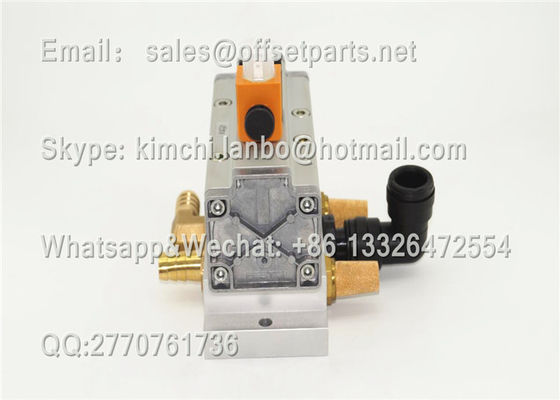 R-900 Máquina de compensación de cilindro neumático combinado de alta calidad proveedor