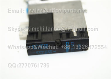 173452 válvula de cilindro R702 0,65W 21VDC IP00/65 Máquina de impresión offset piezas de repuesto válvula de solenoide proveedor